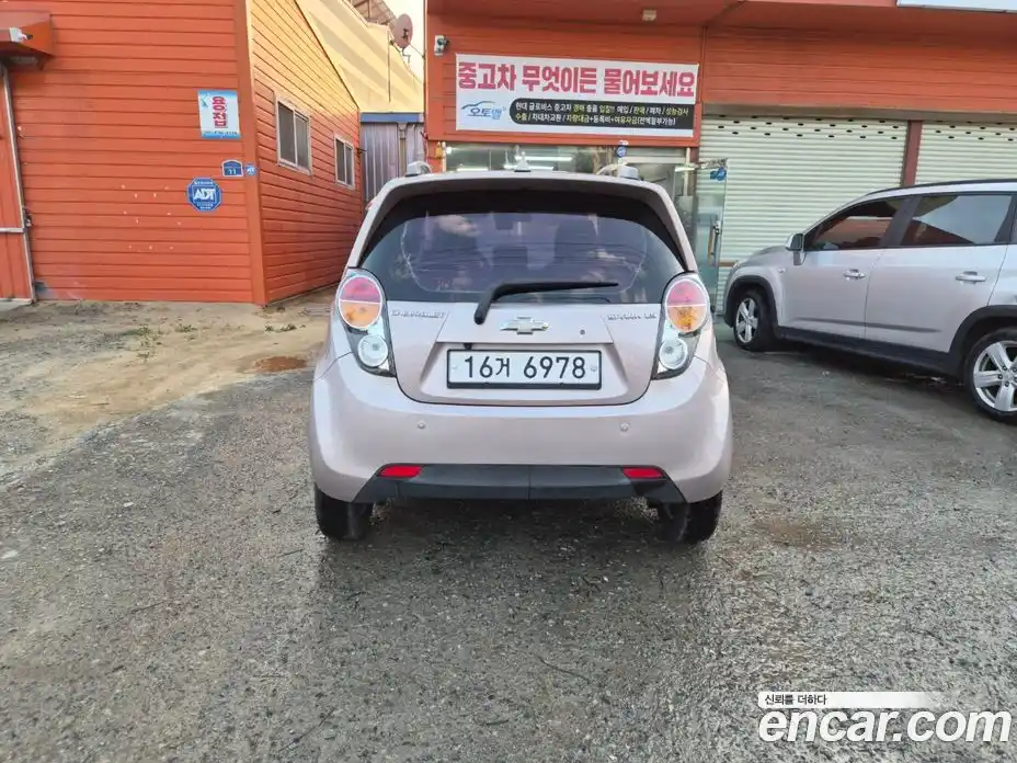 Chevrolet Spark 2011 1.0 автомат (гидро), фото 4