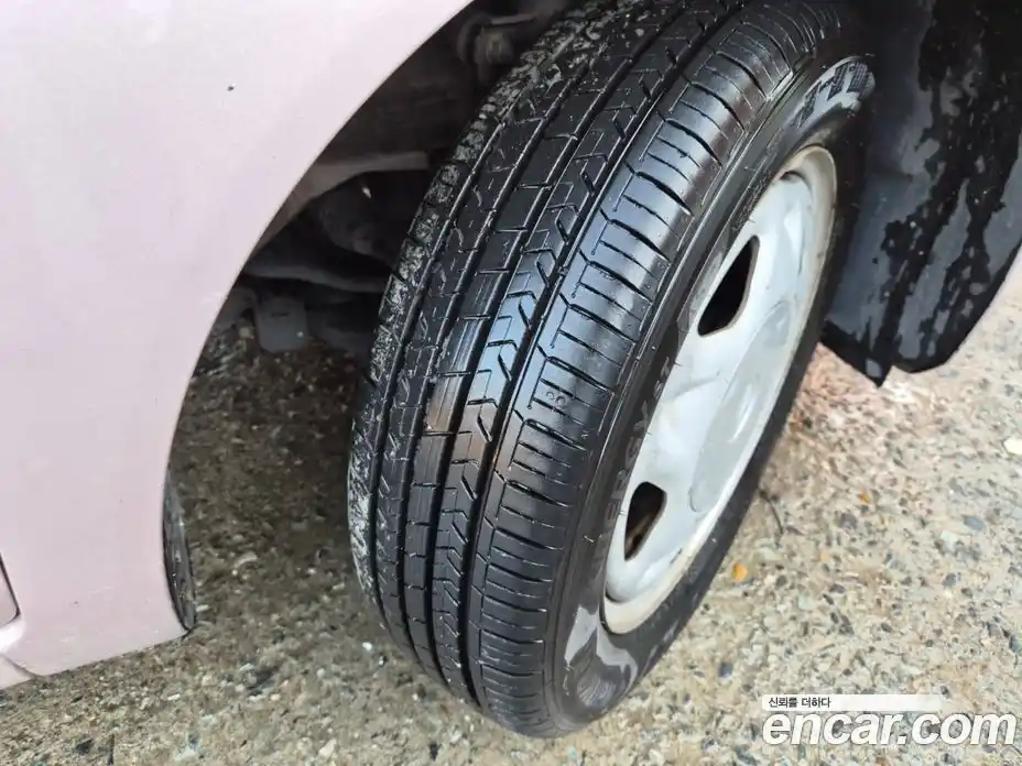 Chevrolet Spark 2011 1.0 автомат (гидро), фото 5