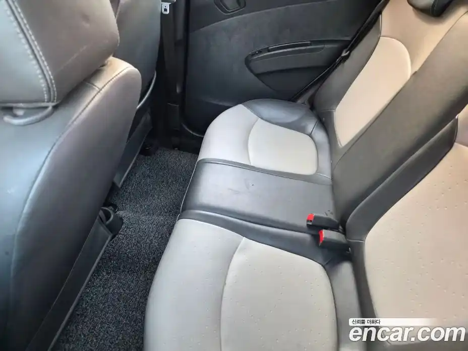 Chevrolet Spark 2011 1.0 автомат (гидро), фото 10