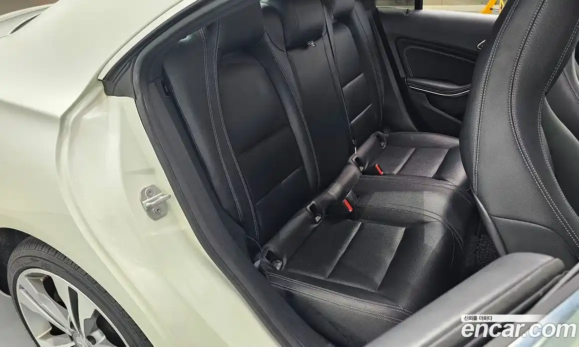 Mercedes-Benz CLA-Class 2016 2.1 гидро, фото 11 Mercedes-Benz CLA-Class 2016 2.1 гидро, фото 11