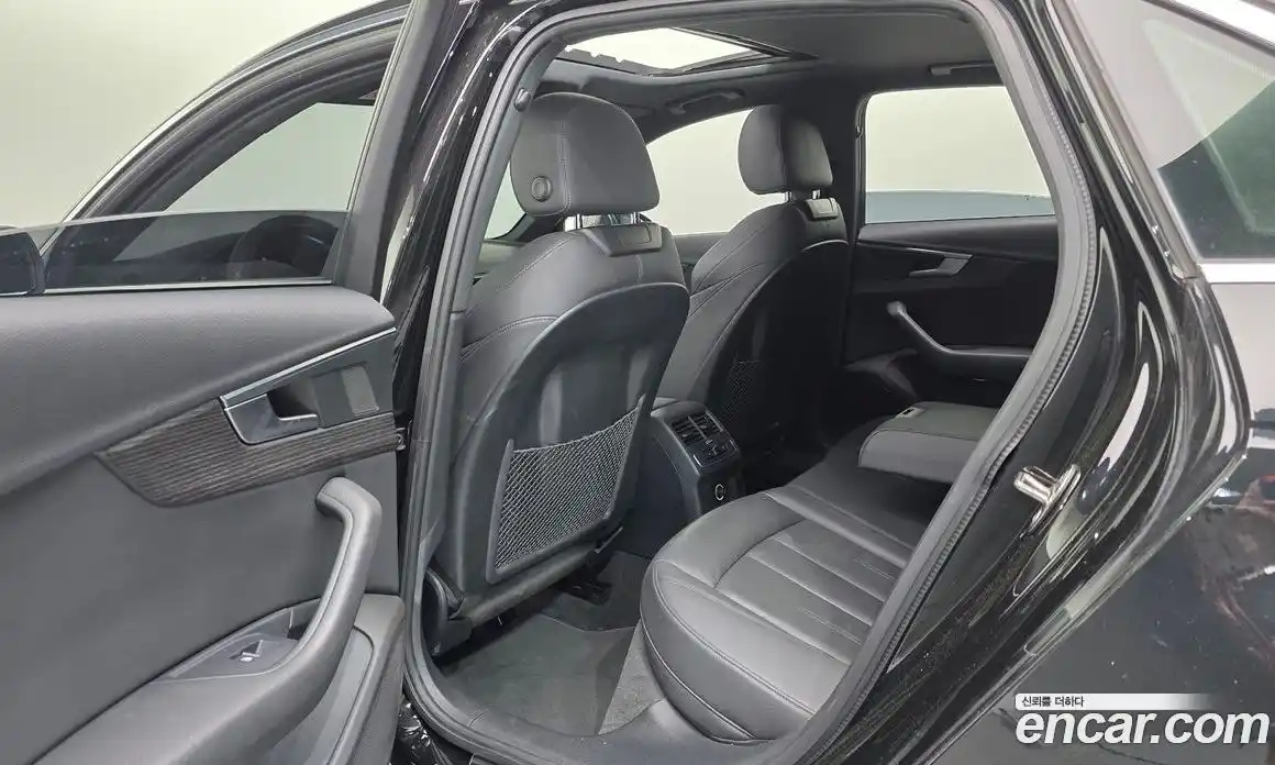Audi A4 2019 2.0 автомат (гидро), фото 24