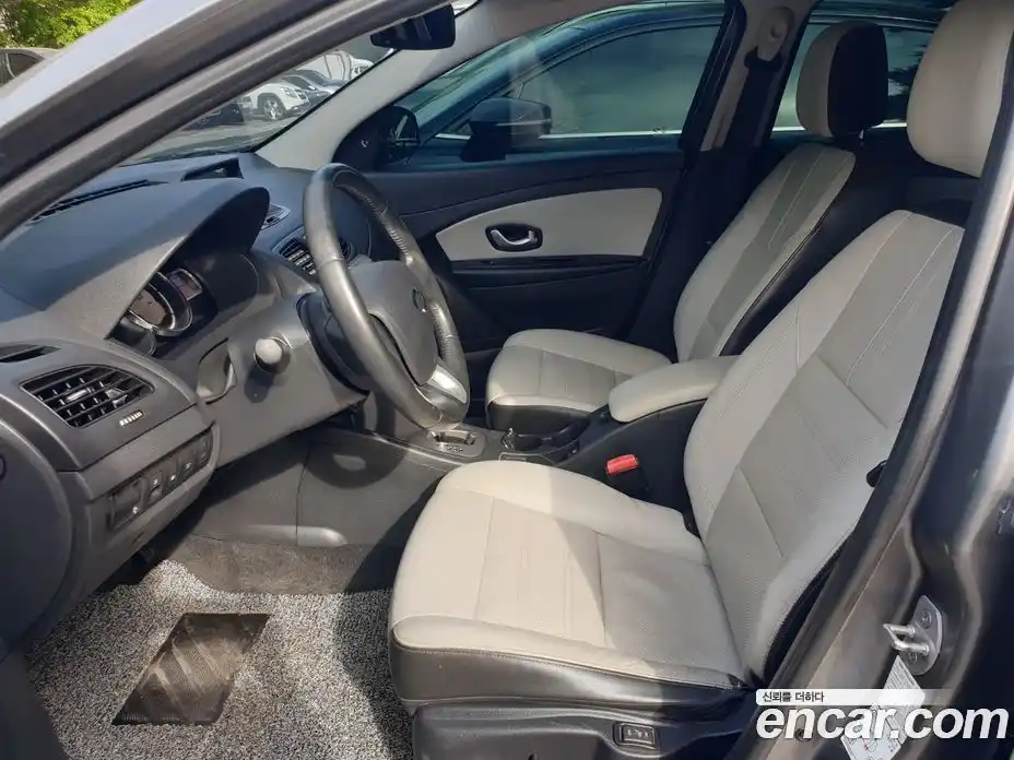 Renault SM3 2017 1.6 гидро, фото 6