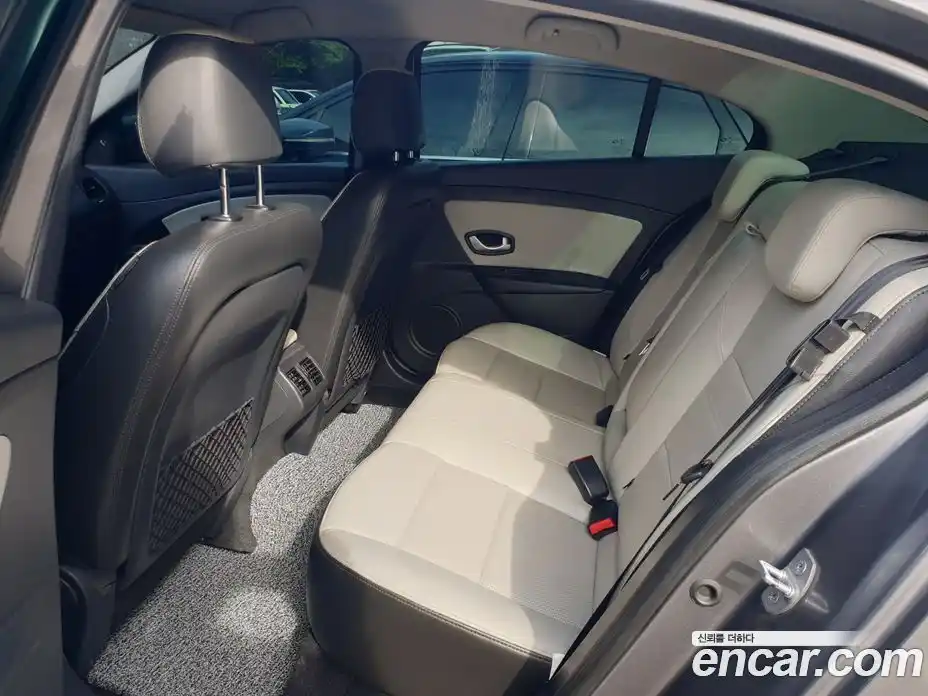 Renault SM3 2017 1.6 гидро, фото 7