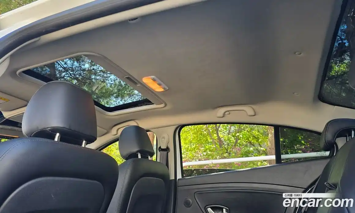 Renault SM3 2012 1.6 вариатор, фото 12