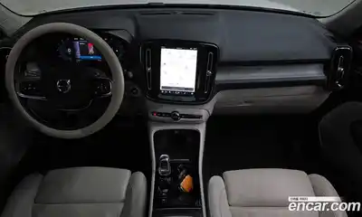 Volvo XC40 2022 2.0 автомат (гидро), миниатюра 9