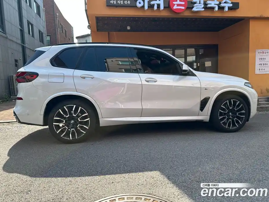 BMW X5 2025 3.0 автомат (гидро), фото 15
