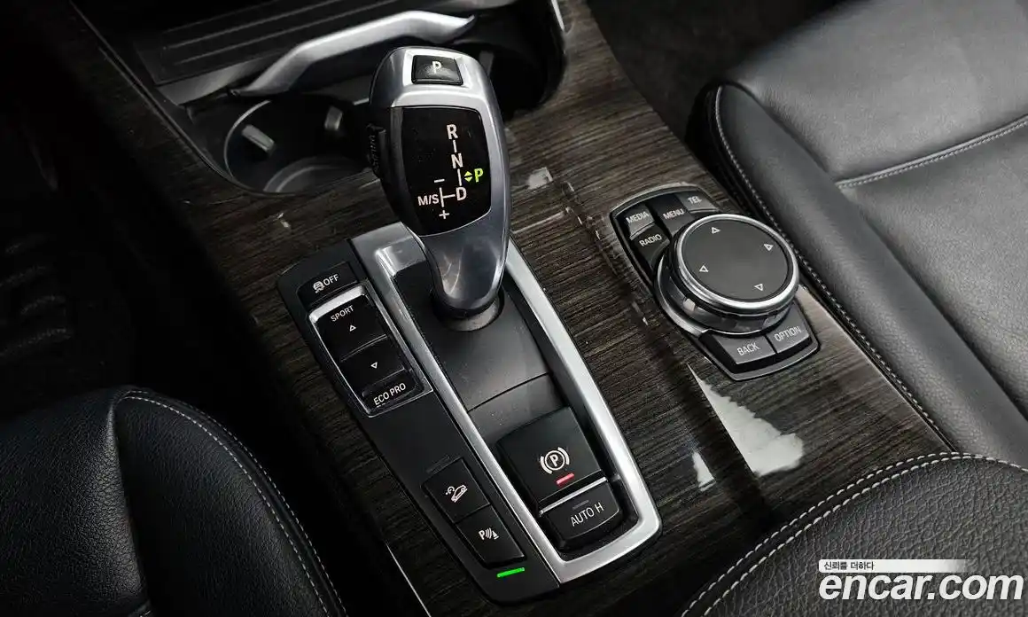 BMW X4 2015 2.0 автомат (гидро), фото 9