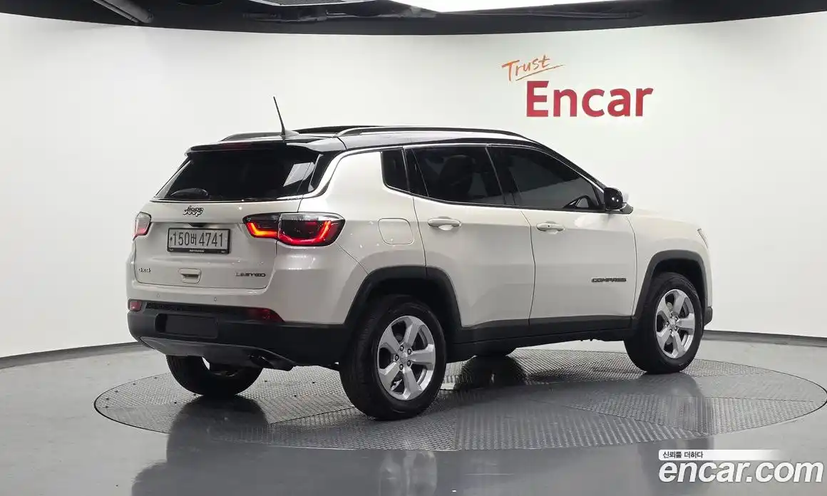 Jeep Compass 2019 2.4 автомат (гидро), фото 2