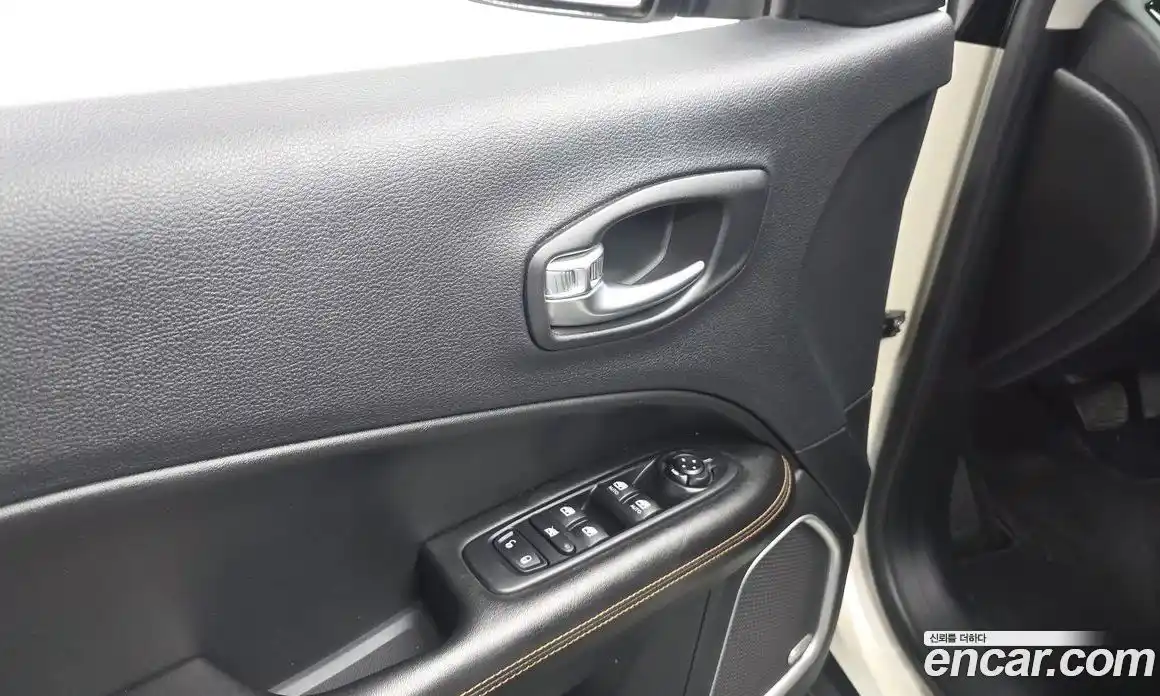 Jeep Compass 2019 2.4 автомат (гидро), фото 29