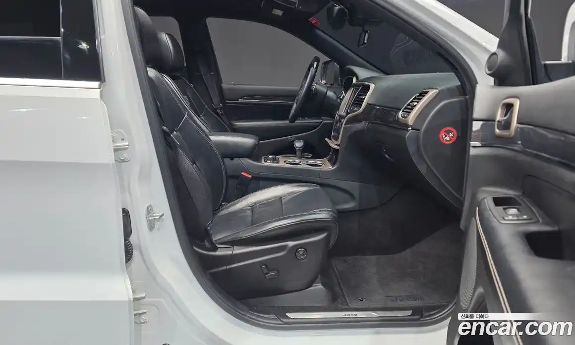 Jeep Cherokee 2015 3.0 автомат (гидро), фото 11