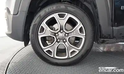 Jeep Renegade 2017 2.0 автомат (гидро), миниатюра 5