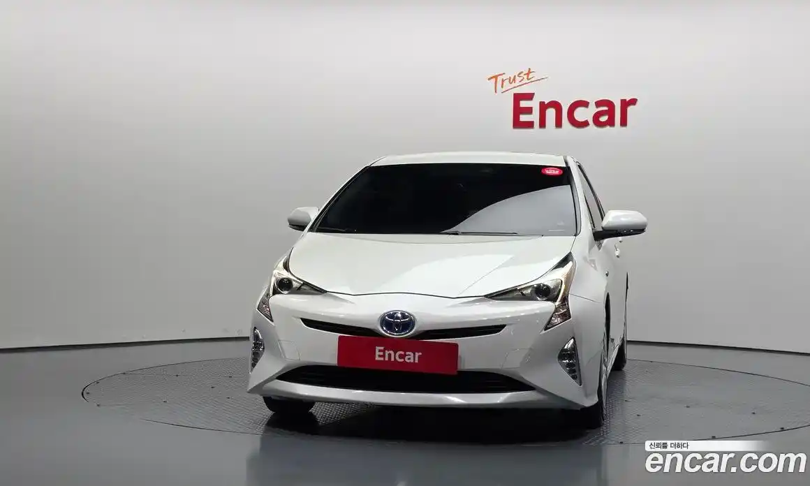 Toyota Prius 2018 1.8 гидро, фото 3