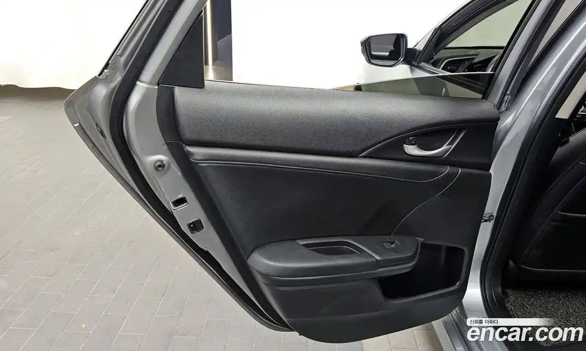 Honda Civic 2017 2.0 автомат (гидро), фото 15