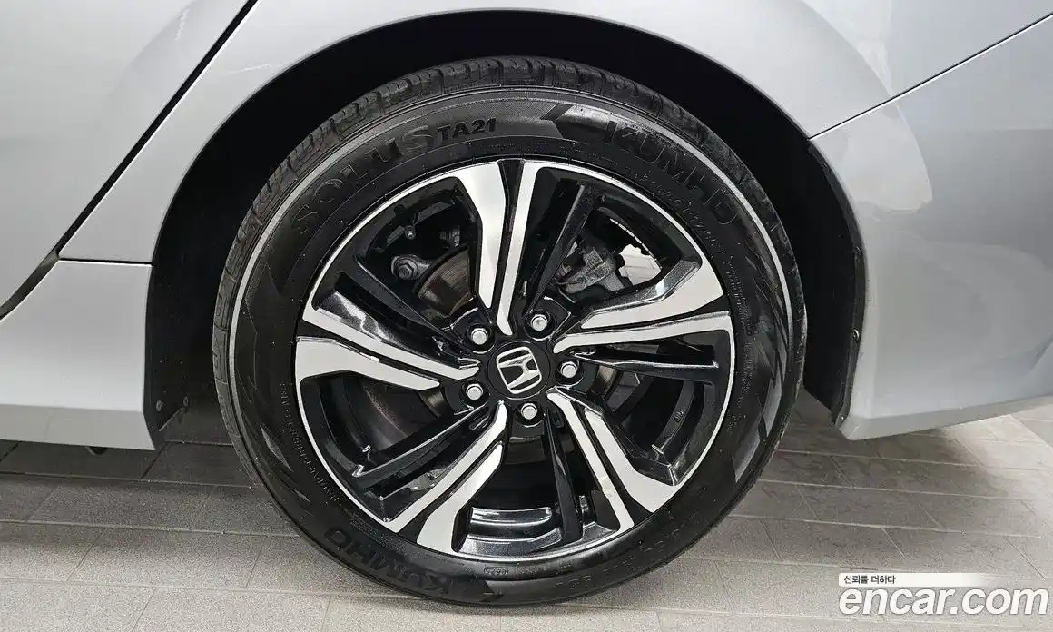 Honda Civic 2017 2.0 автомат (гидро), фото 7