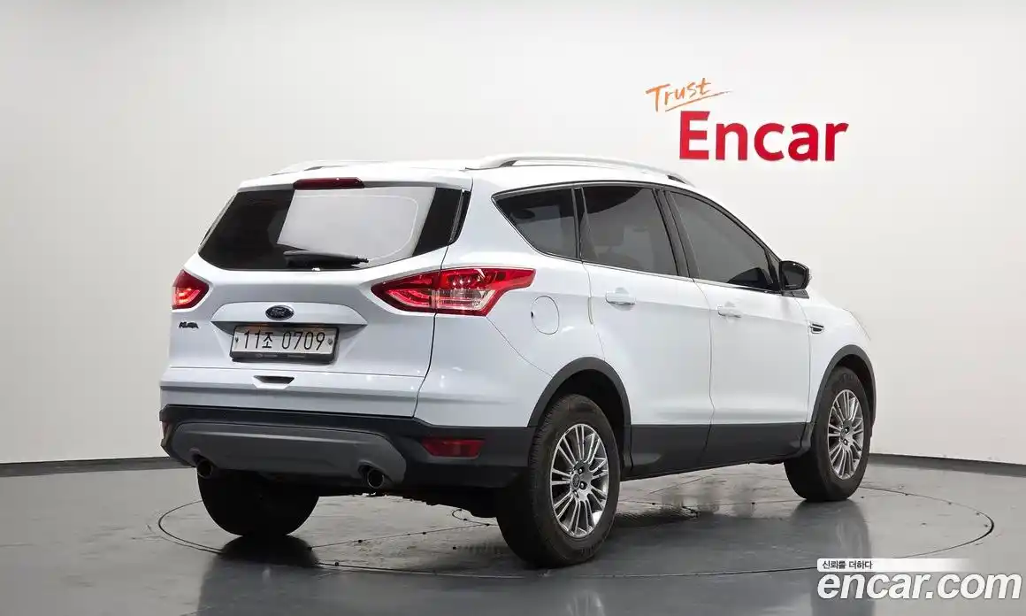 Ford Kuga 2016 2.0 автомат (гидро), фото 2
