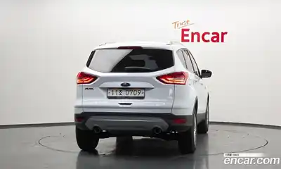 Ford Kuga 2016 2.0 автомат (гидро), миниатюра 4