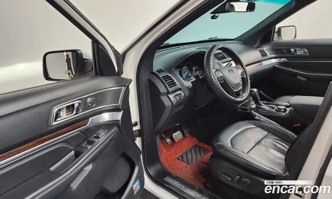 Ford Explorer 2018 2.3 автомат (гидро), фото 10