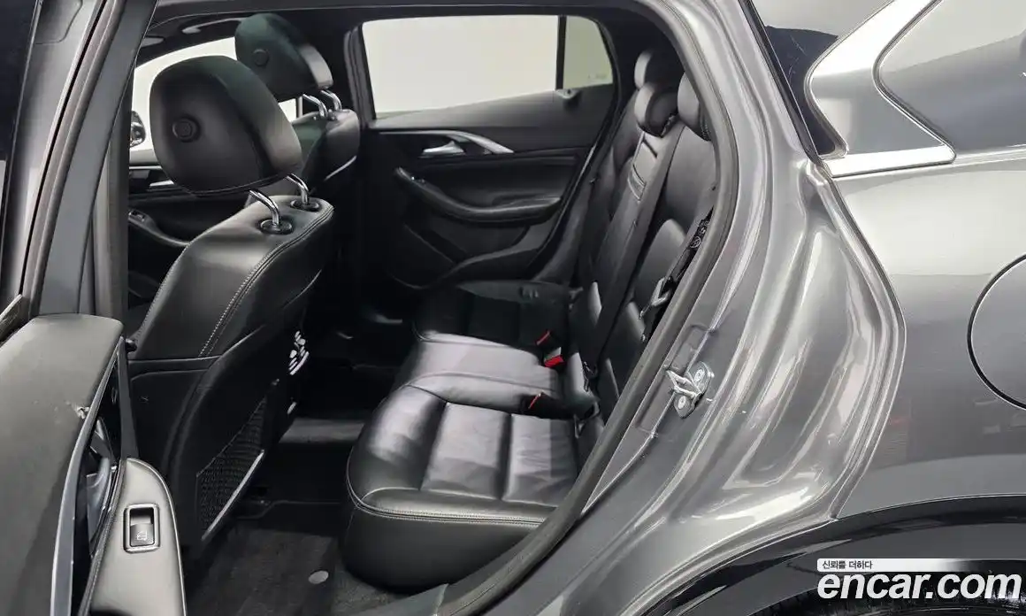 Infiniti Q30 2018 2.0 гидро, фото 16