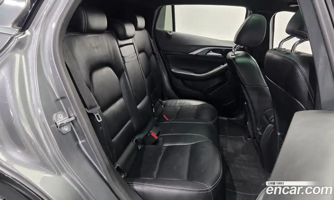 Infiniti Q30 2018 2.0 гидро, фото 18