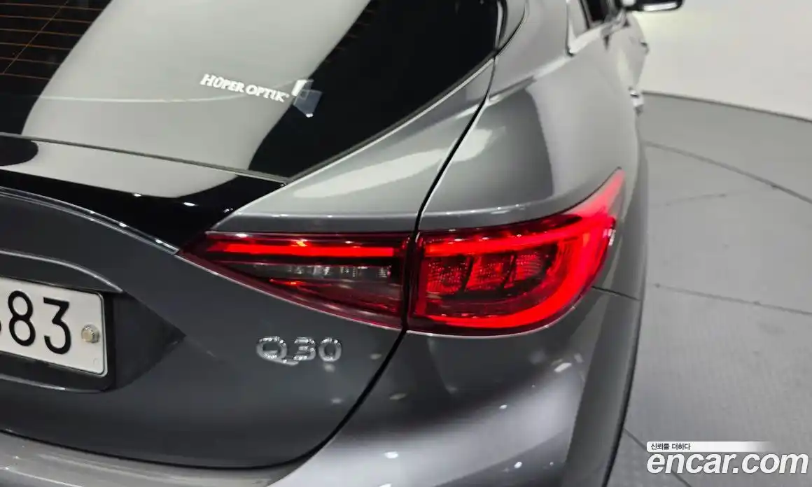 Infiniti Q30 2018 2.0 гидро, фото 9