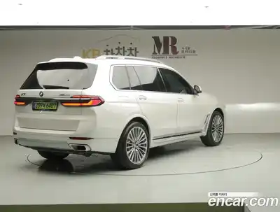 BMW X7 2025 3.0 автомат (гидро), миниатюра 2