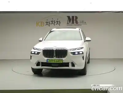 BMW X7 2025 3.0 автомат (гидро), миниатюра 3