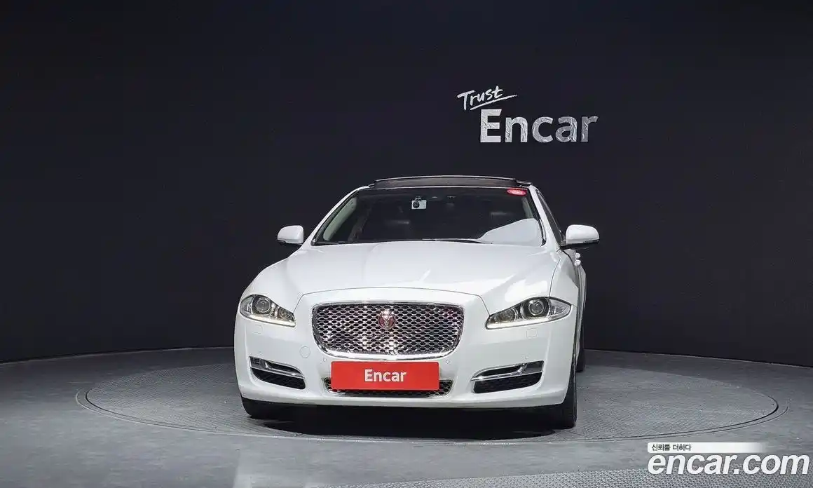 Jaguar XJ 2016 2.0 гидро, фото 3