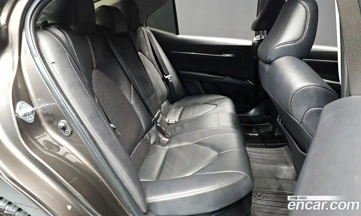 Toyota Camry 2018 2.5 гидро, фото 12
