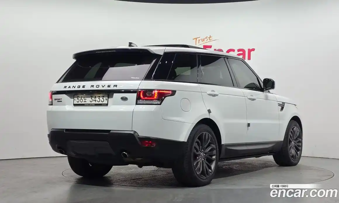 Land Rover Range Rover Sport 2017 3.0 автомат (гидро), фото 2