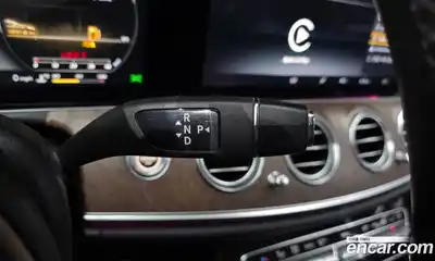 Mercedes-Benz E-Class 2016 2.0 автомат (гидро), миниатюра 12
