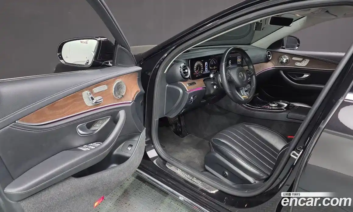 Mercedes-Benz E-Class 2016 2.0 автомат (гидро), фото 13