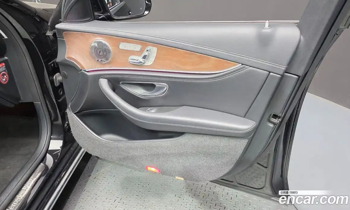 Mercedes-Benz E-Class 2016 2.0 автомат (гидро), фото 14