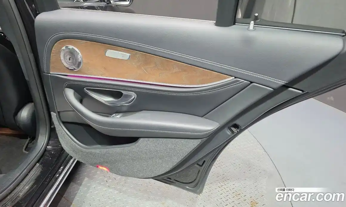 Mercedes-Benz E-Class 2016 2.0 автомат (гидро), фото 15