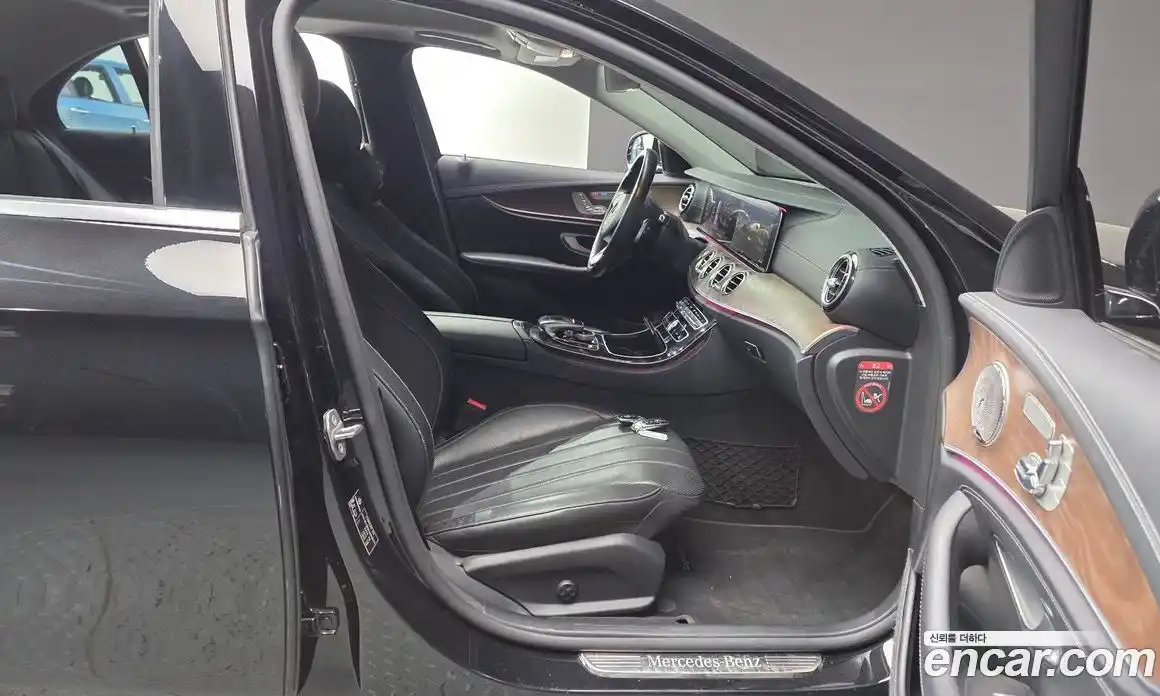 Mercedes-Benz E-Class 2016 2.0 автомат (гидро), фото 16