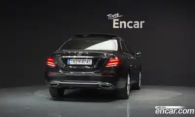 Mercedes-Benz E-Class 2016 2.0 автомат (гидро), миниатюра 4