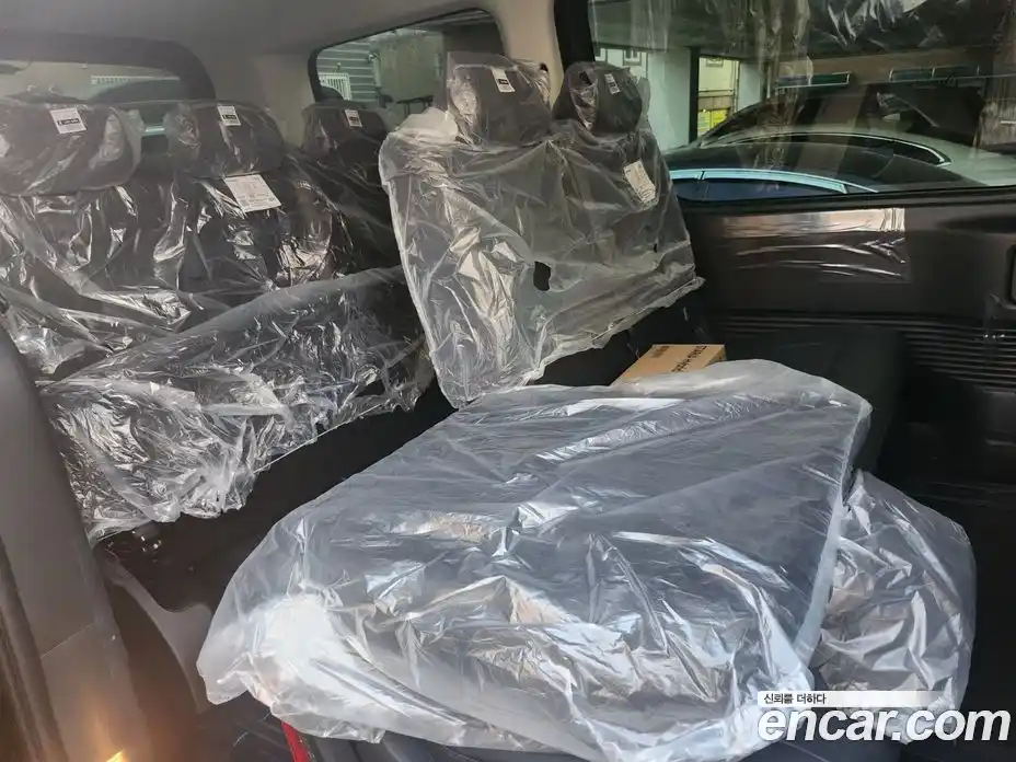 Hyundai Staria 2026 1.6 автомат (гидро), фото 8