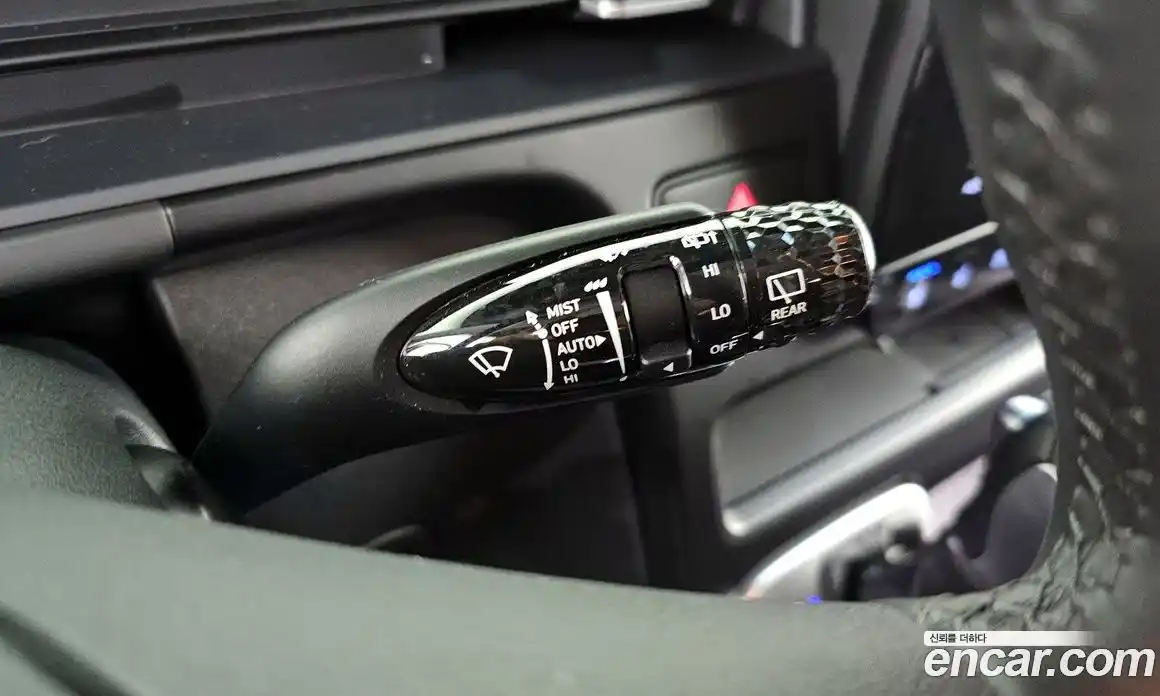 Hyundai Staria 2025 2.2 автомат (гидро), фото 18