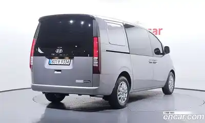 Hyundai Staria 2025 2.2 автомат (гидро), миниатюра 2