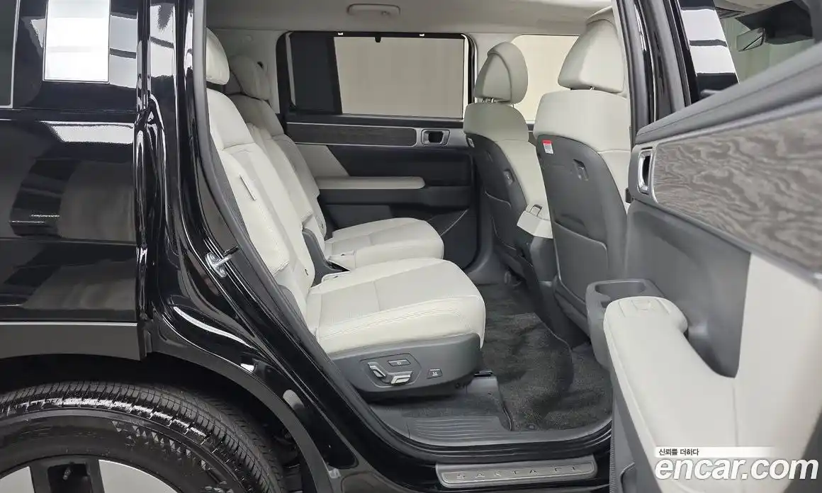 Hyundai Santa Fe 2024 1.6 автомат (гидро), фото 17