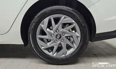 Hyundai Avante 2023 1.6 автомат (гидро), миниатюра 7