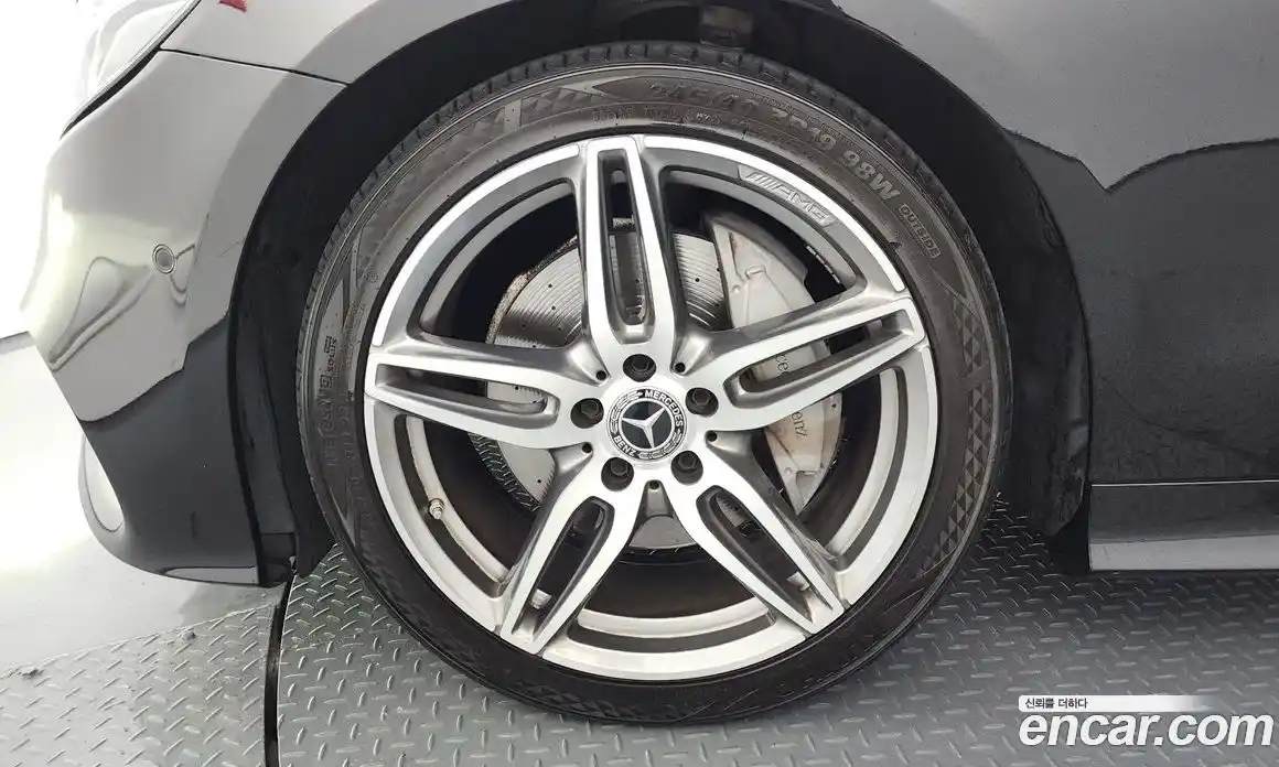Mercedes-Benz E-Class 2020 1.9 автомат (гидро), фото 5