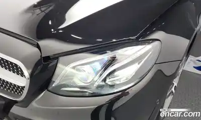 Mercedes-Benz E-Class 2020 1.9 автомат (гидро), миниатюра 8