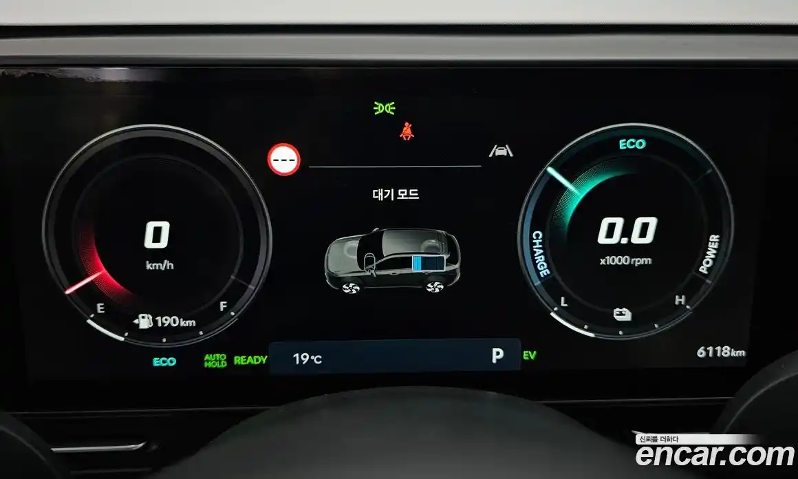 Hyundai Kona 2025 1.6 автомат (гидро), фото 11