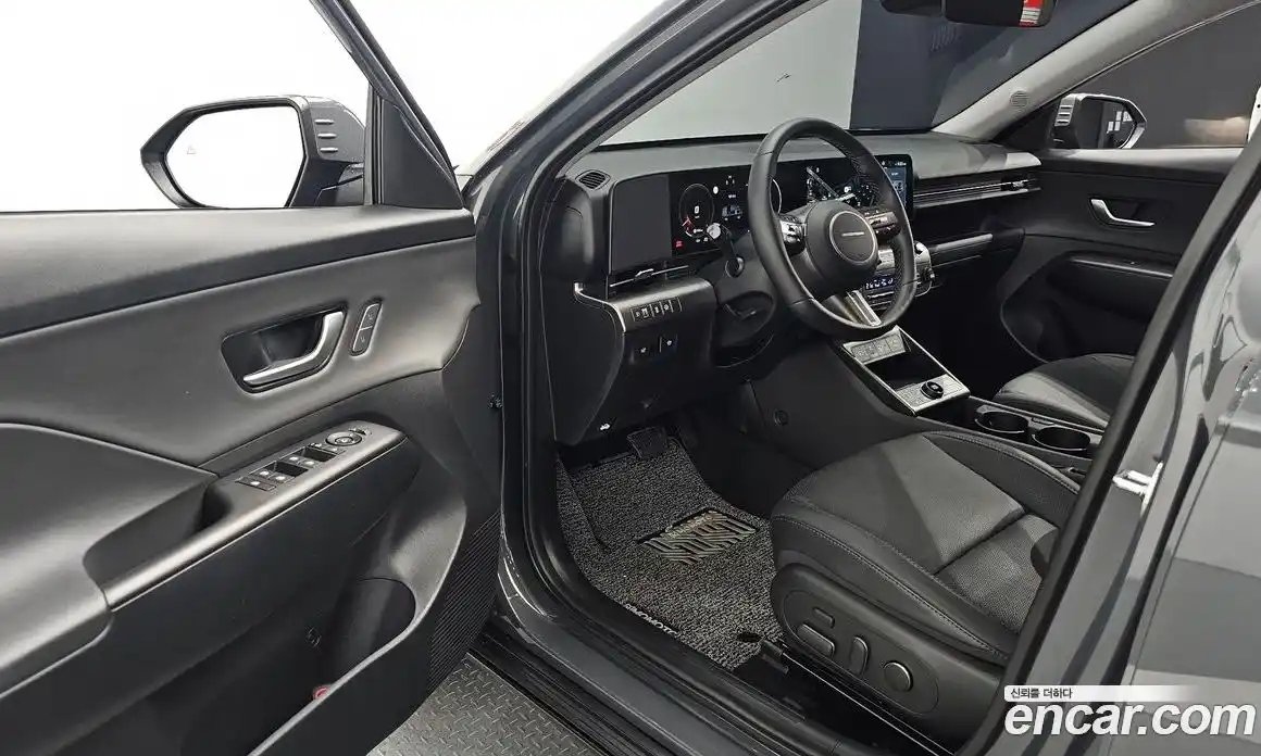 Hyundai Kona 2025 1.6 автомат (гидро), фото 17