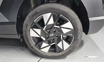 Hyundai Kona 2025 1.6 автомат (гидро), миниатюра 7