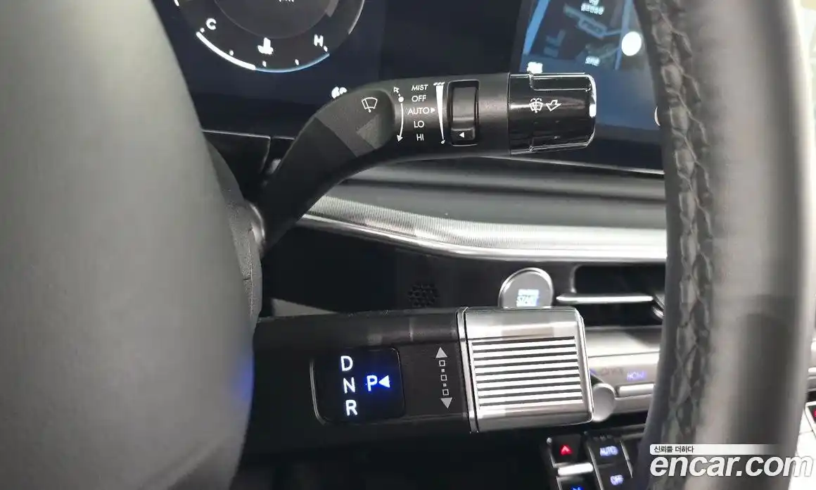 Hyundai Grandeur 2023 2.5 автомат (гидро), фото 9