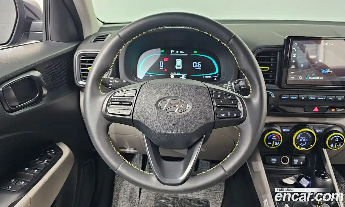 Hyundai Venue 2023 1.6 автомат (гидро), фото 20