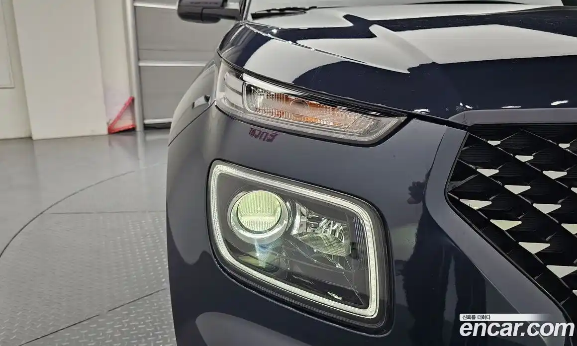 Hyundai Venue 2023 1.6 автомат (гидро), фото 8
