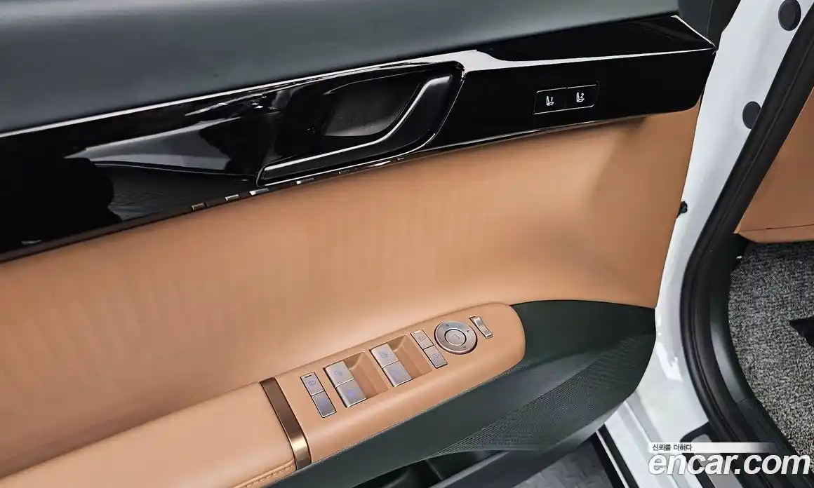 Hyundai Grandeur 2023 1.6 автомат (гидро), фото 19