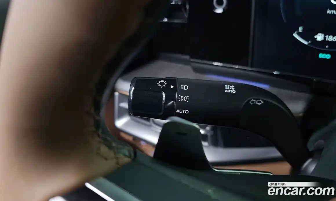 Hyundai Grandeur 2023 1.6 автомат (гидро), фото 22